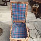 Picnic basket