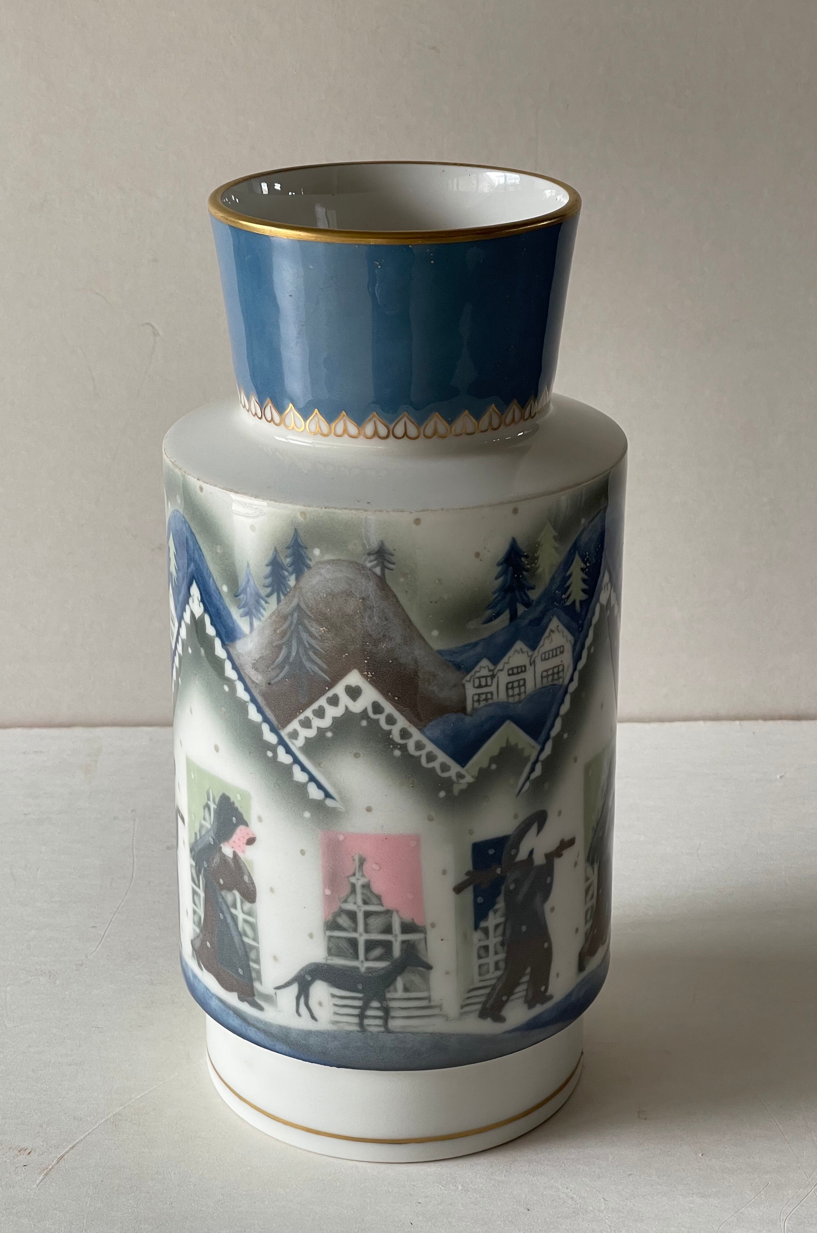 Vase Manufacture nationale de Sévres model Fontaine