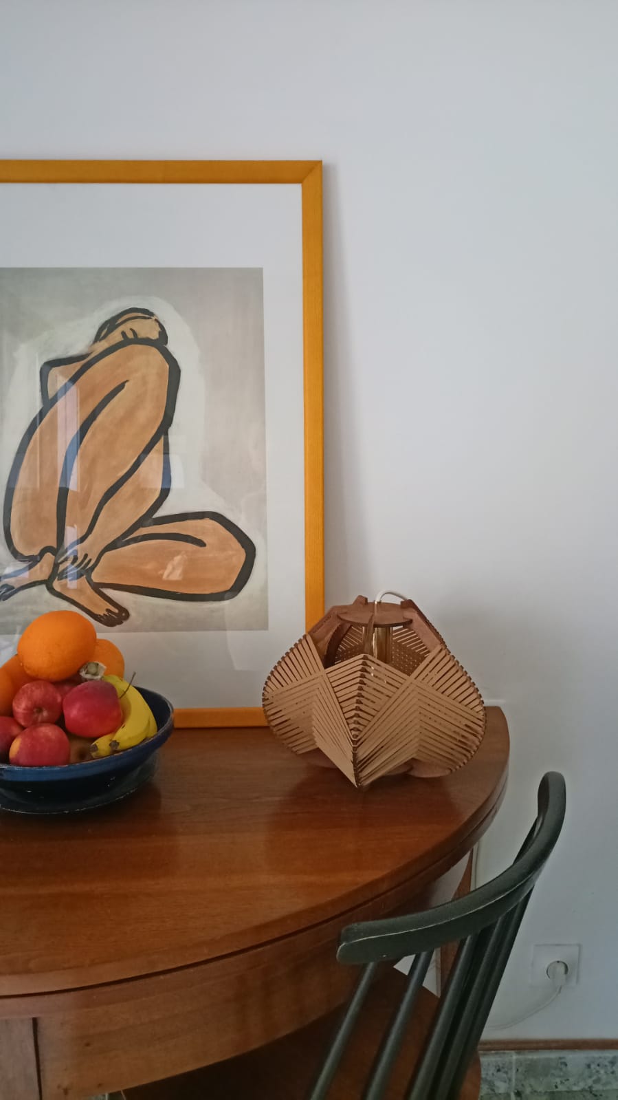 Woven camel lamp to install