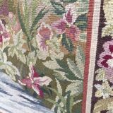 Tapisserie verdure dans le goût d’Aubusson sur châssis (214 x 176 cm)