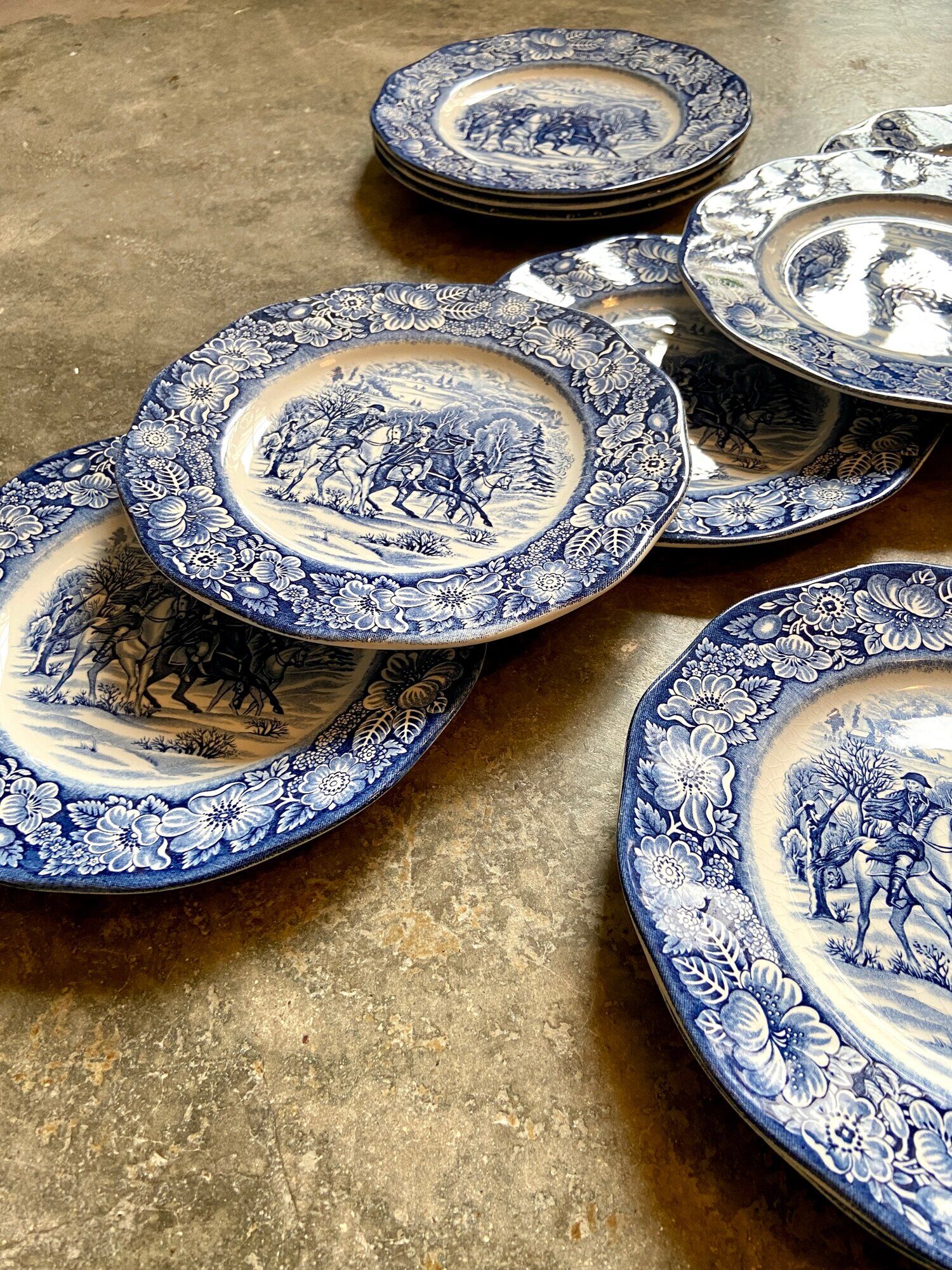 10 flat plates in English iron earth Liberty blue