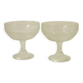 Coupes à dessert sur pied vintage en verre moulé – motifs fruits