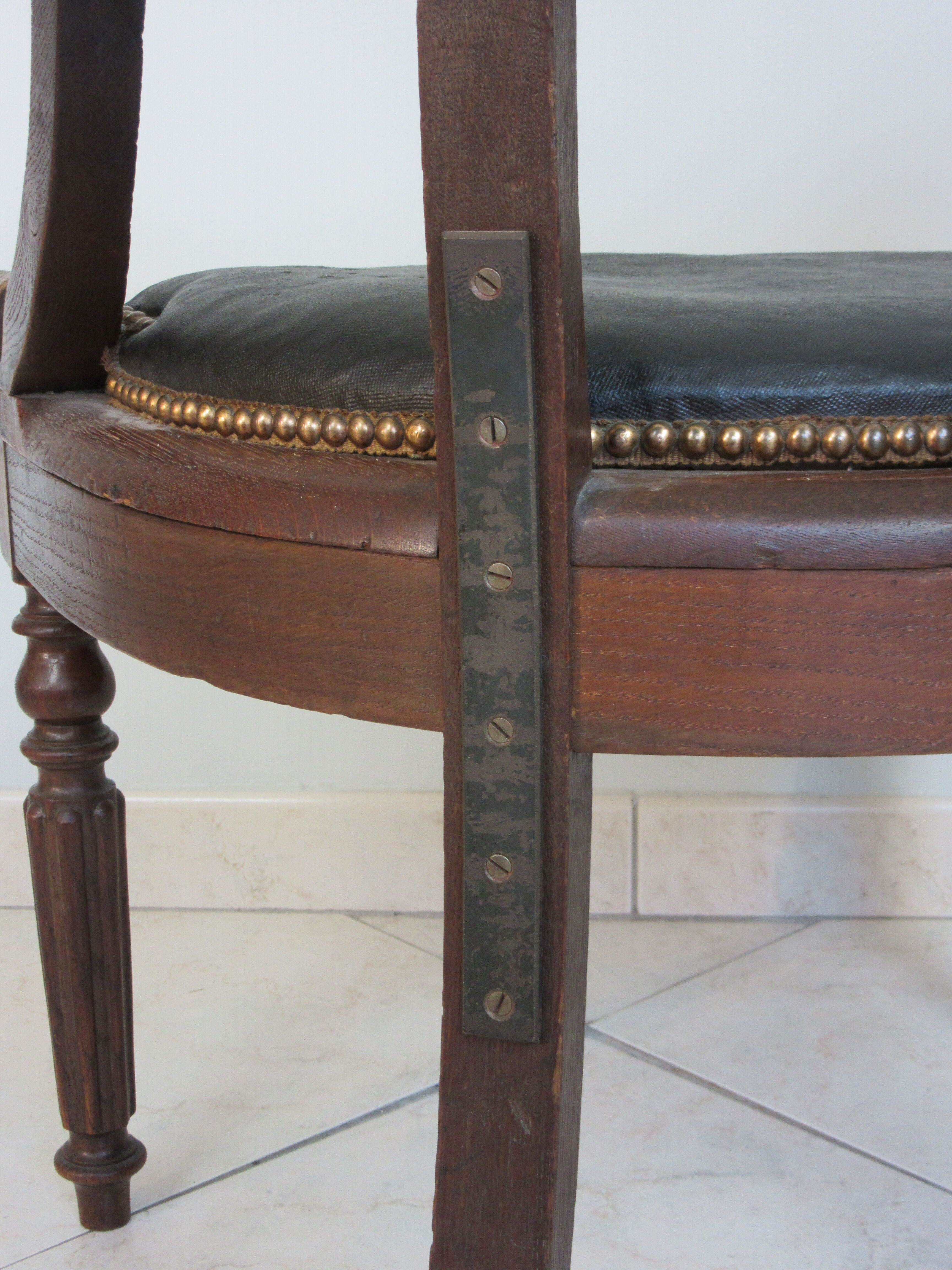 Fauteuil de bureau bois et cuir