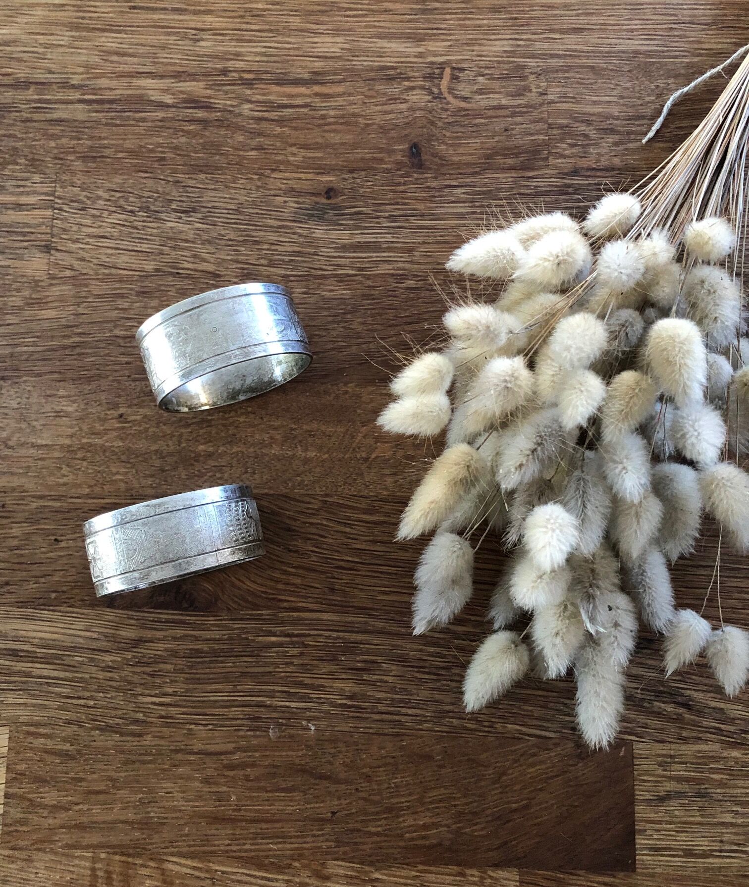Duo de ronds de serviette anciens
