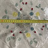 Cake stand with strawberry decoration