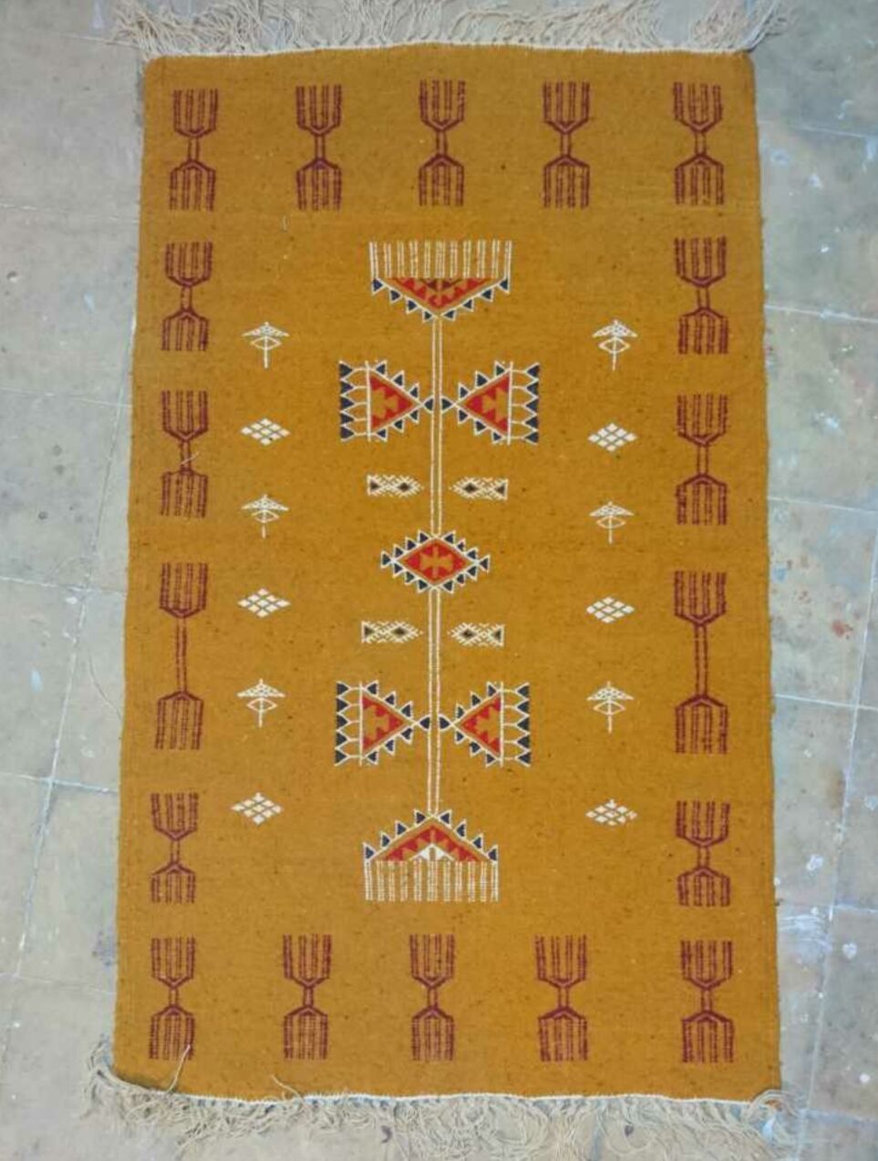 Yellow in 105x65cm wool Kilim rug