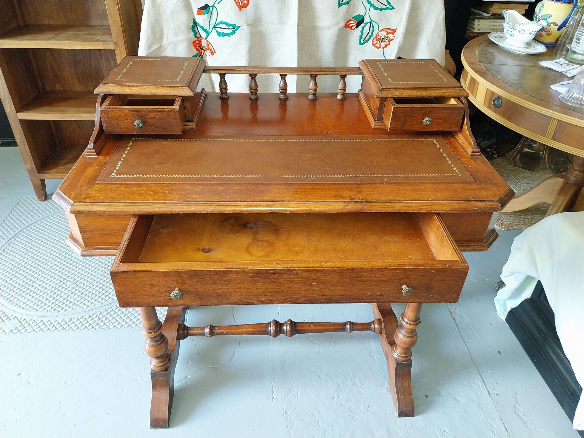 19th-century oak and leather desk