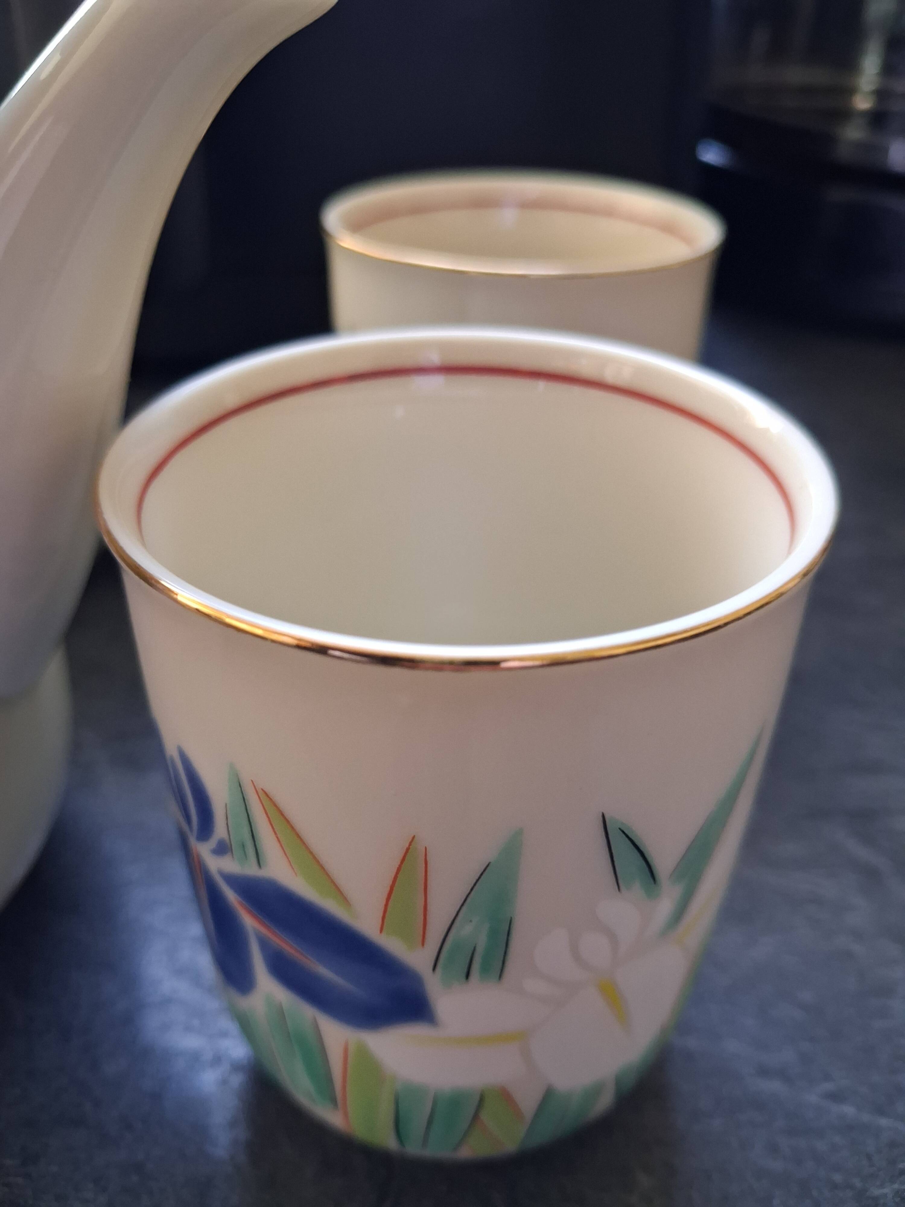 Japanese service iris Kozan-Gama from Mino