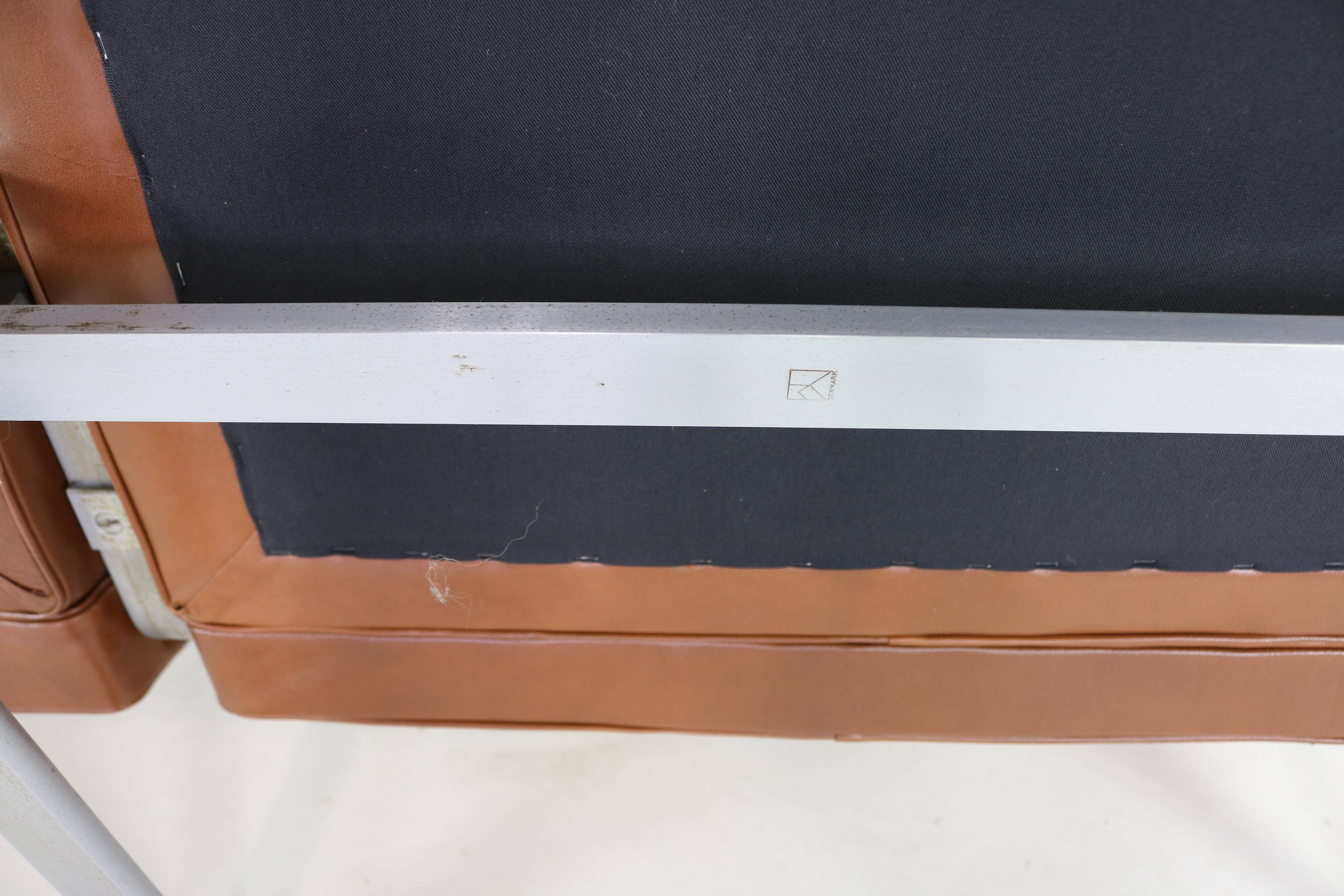 Top design three seater sofa by Poul Kjearholm PK31/3 for EKC