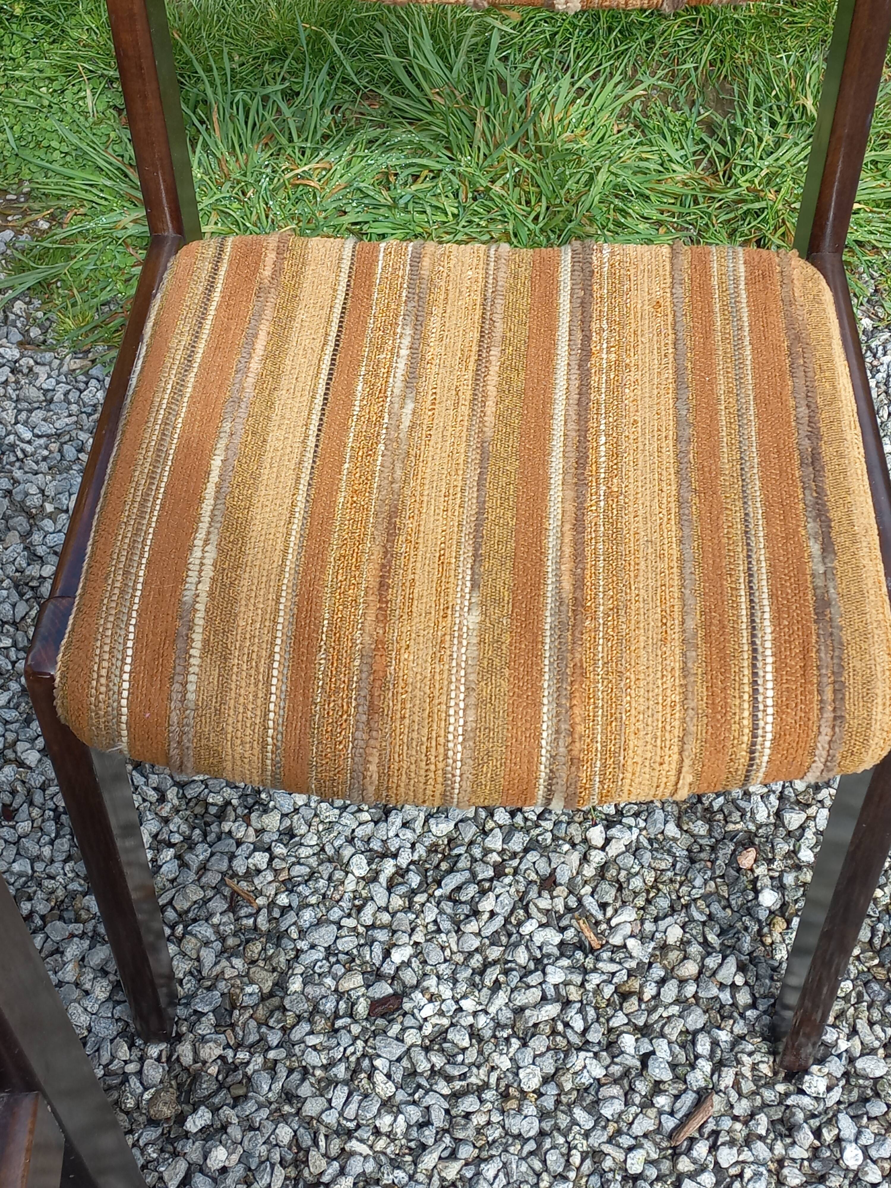 Set of 6 designer chairs from the 1970s.