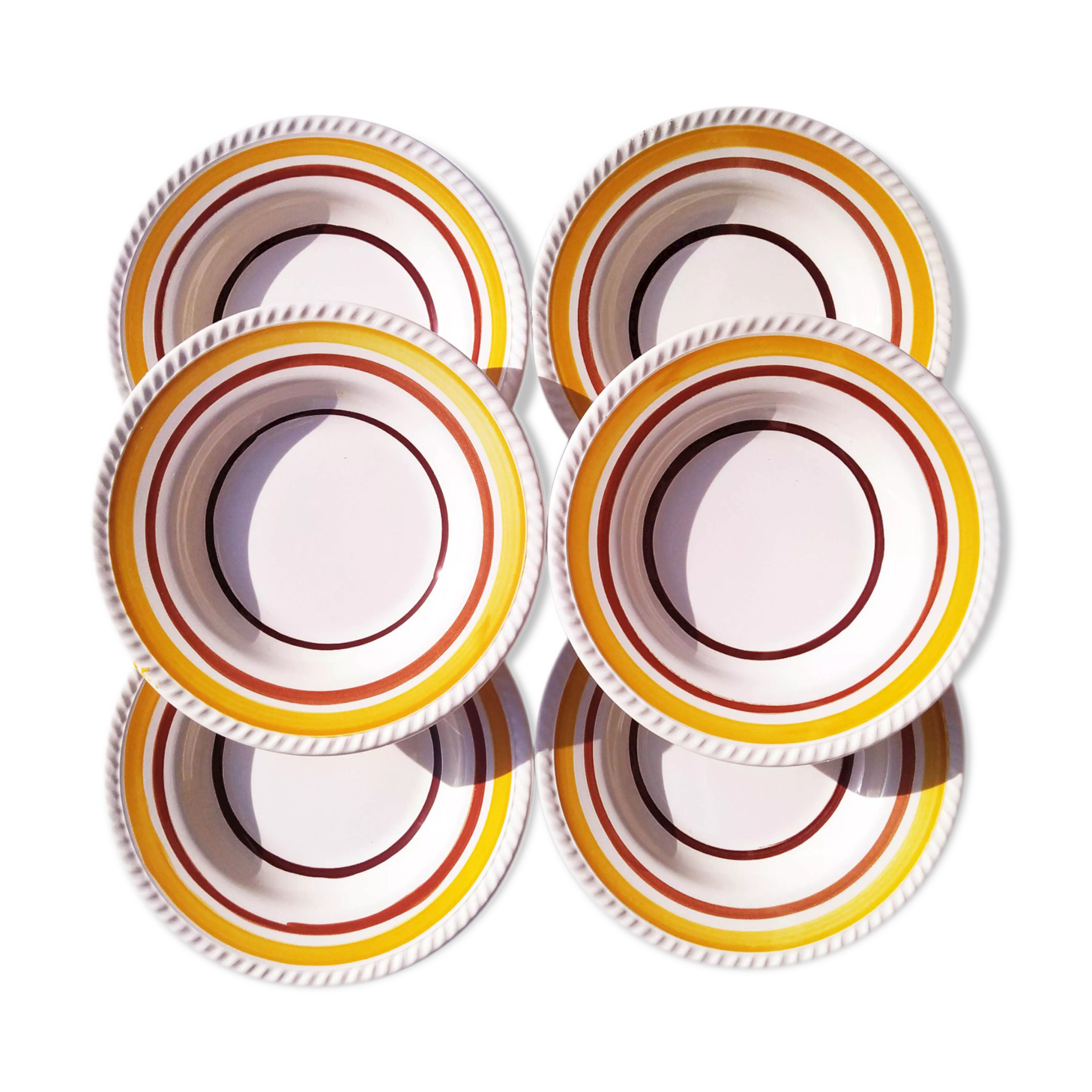 Set of 6 vintage 1970/1980s hollow plates.