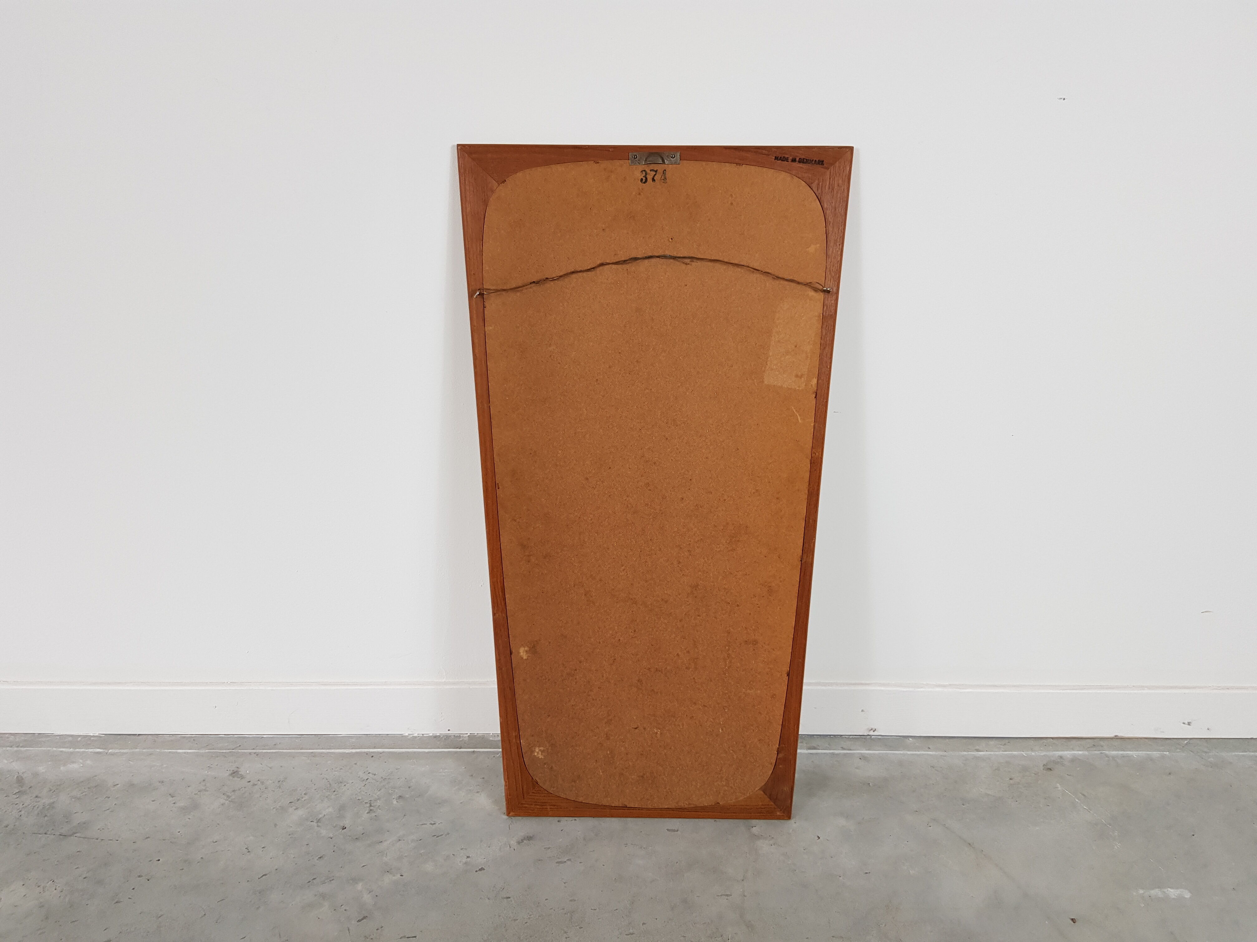 Asymmetrical mirror in Scandinavian teak 70x139cm