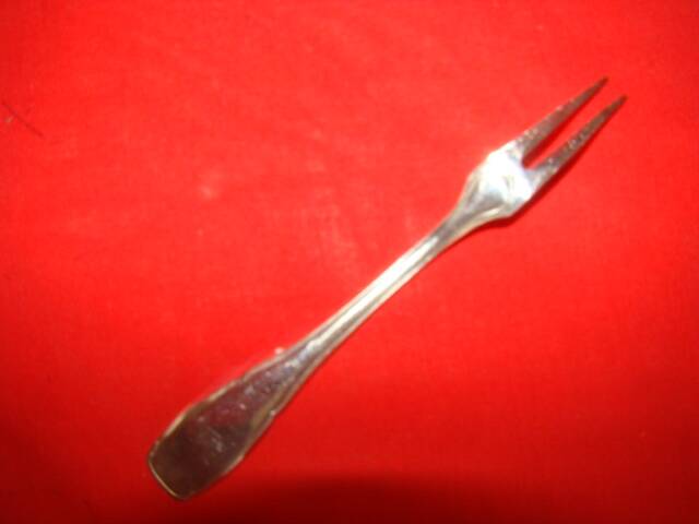 12 silver-plated snail forks with case