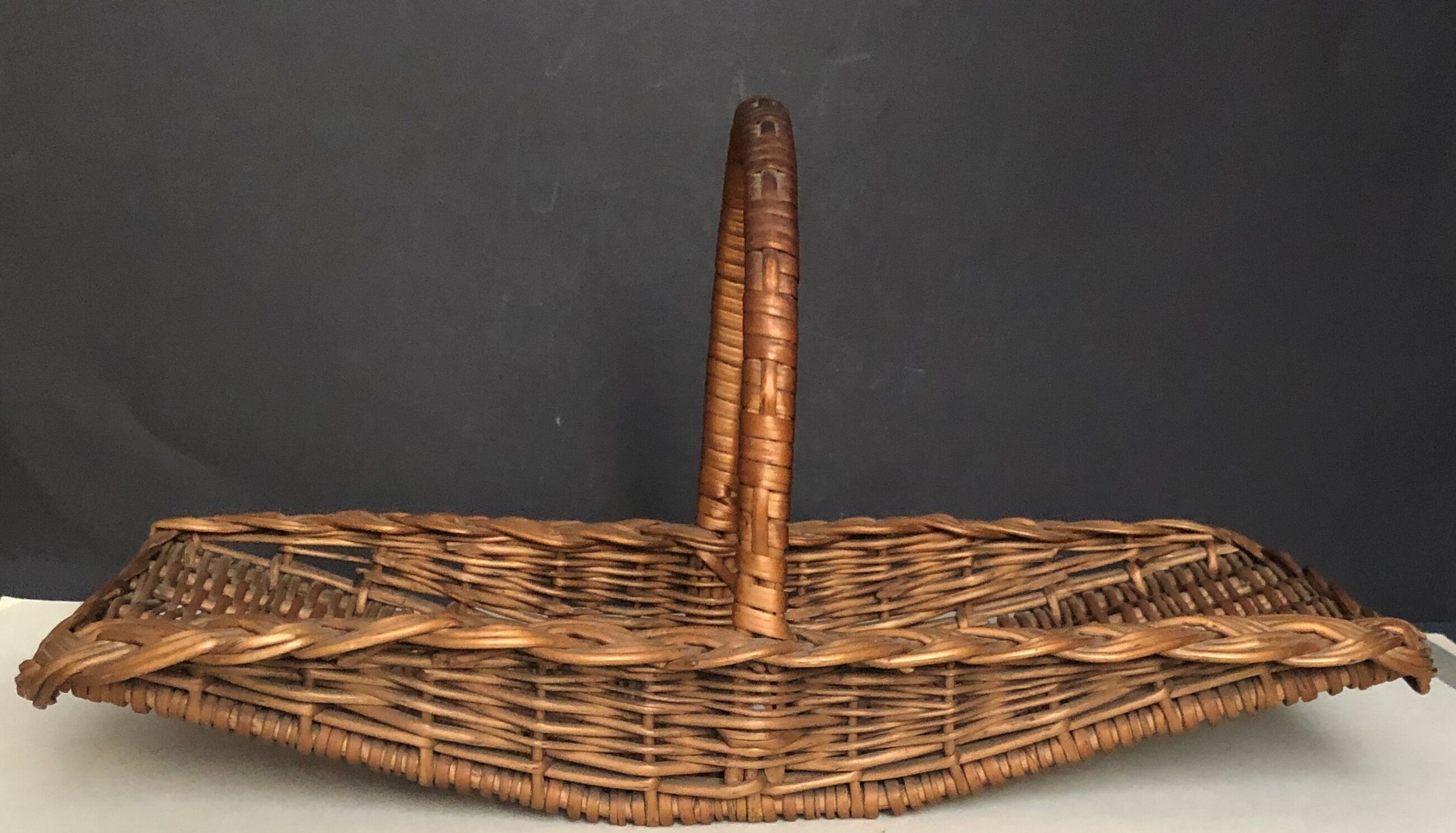 Rectangular wicker basket