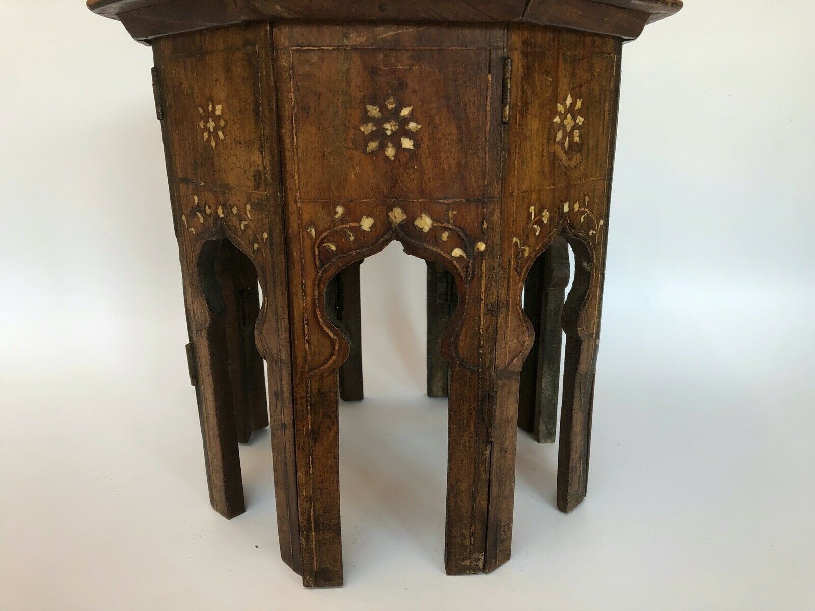 Table a the syrian travel middle east marquetry inlay 19th