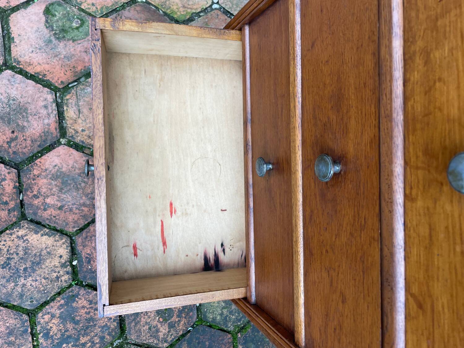 Vintage chest of drawers