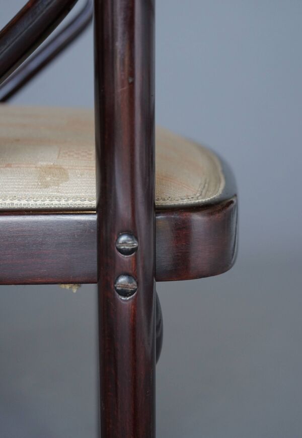 Chaises modèle 728 'Fledermaus' attribuées à Josef Hoffmann pour J & J Kohn,