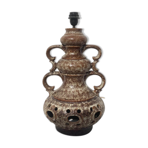 Lampe en céramique ajourée