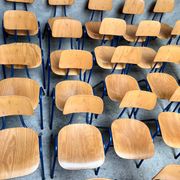Stackable school chair 32