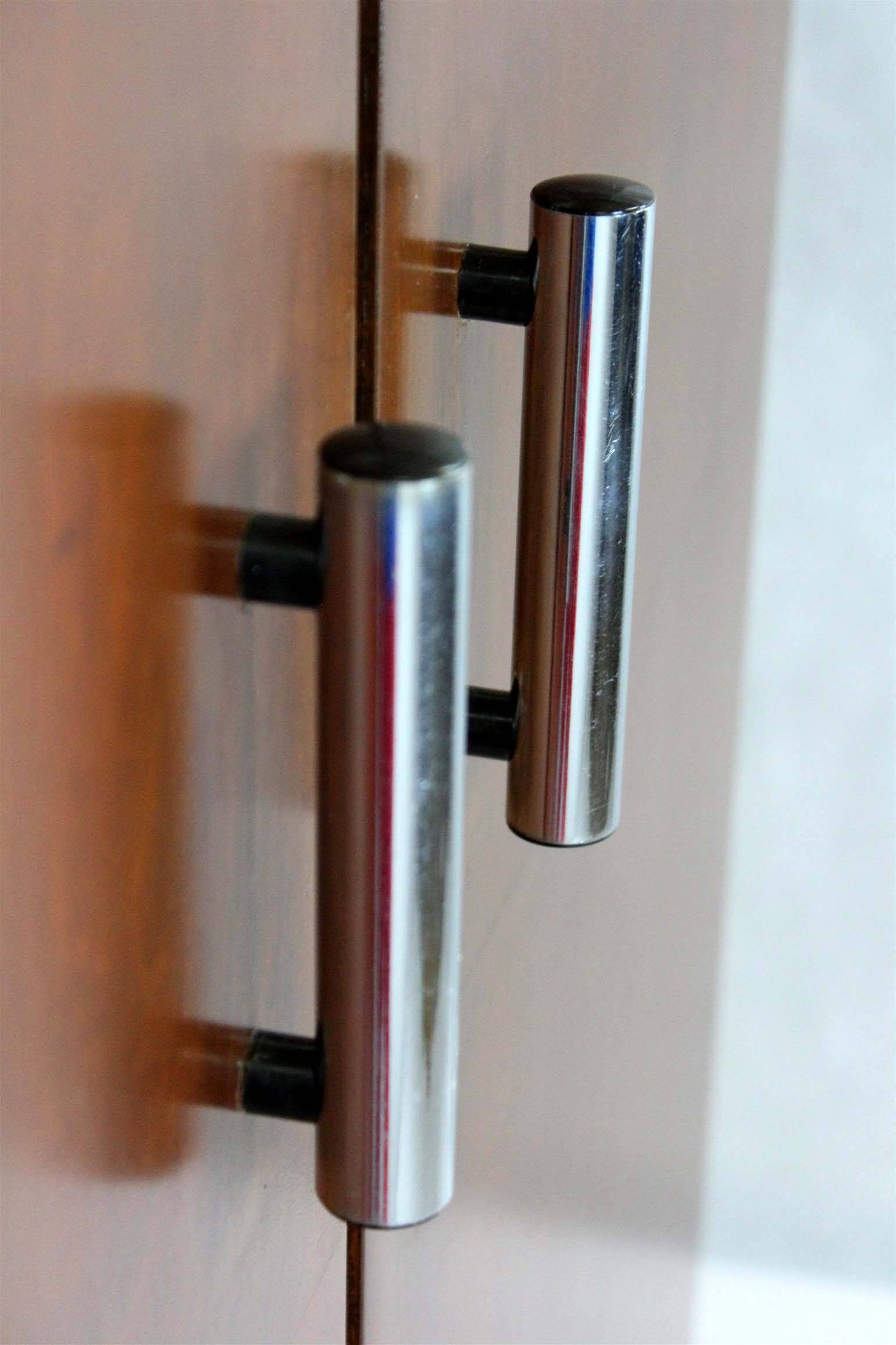 Garde-robe en acier chromé et tubulaire Bauhaus de Hynek Gottwald, années 1940.