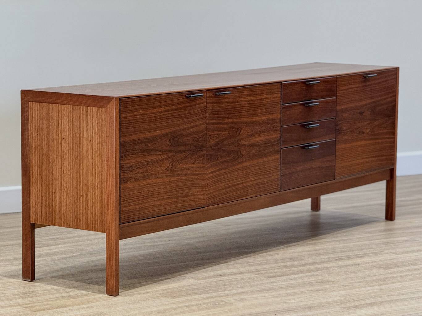 Rosewood sideboard (Robert Heritage for Meredew)