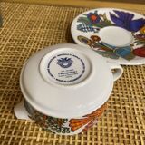Vintage Acapulco pot with saucer