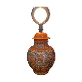 Ceramic lamp base