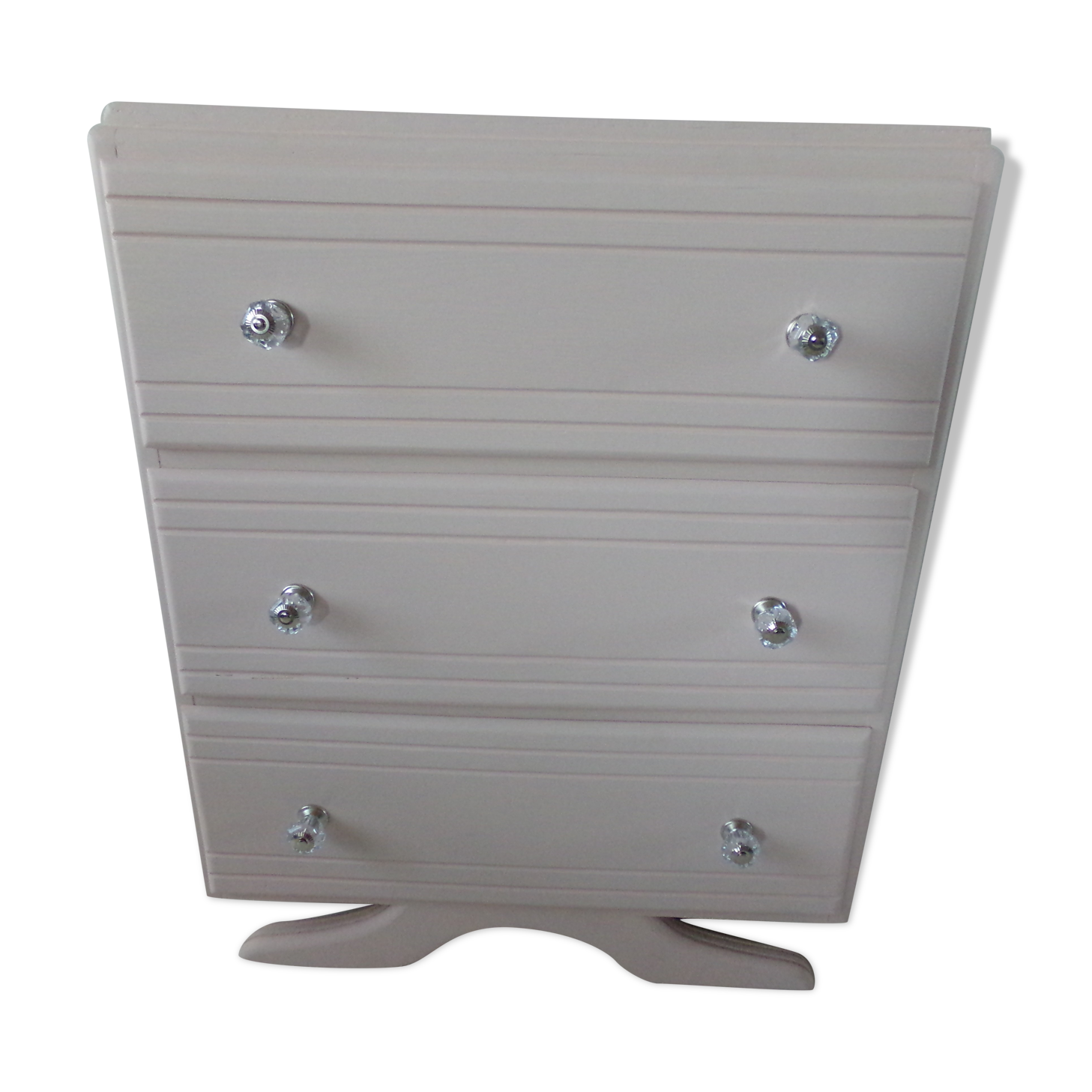 Chest of drawers feet mustache