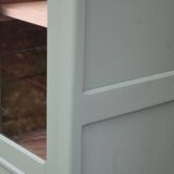 Vitrine haute vintage peinte en vert, rénovée