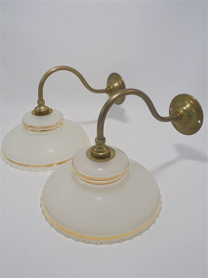 Pair of wall sconces