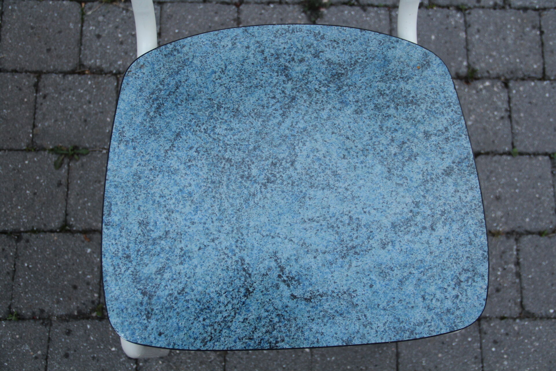 2 blue Formica cjaises, circa 1950