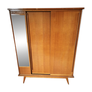 Armoire vintage scandinave, - pieds