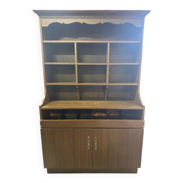 Vaisselier, meuble de métiers compartimenté en bois brun