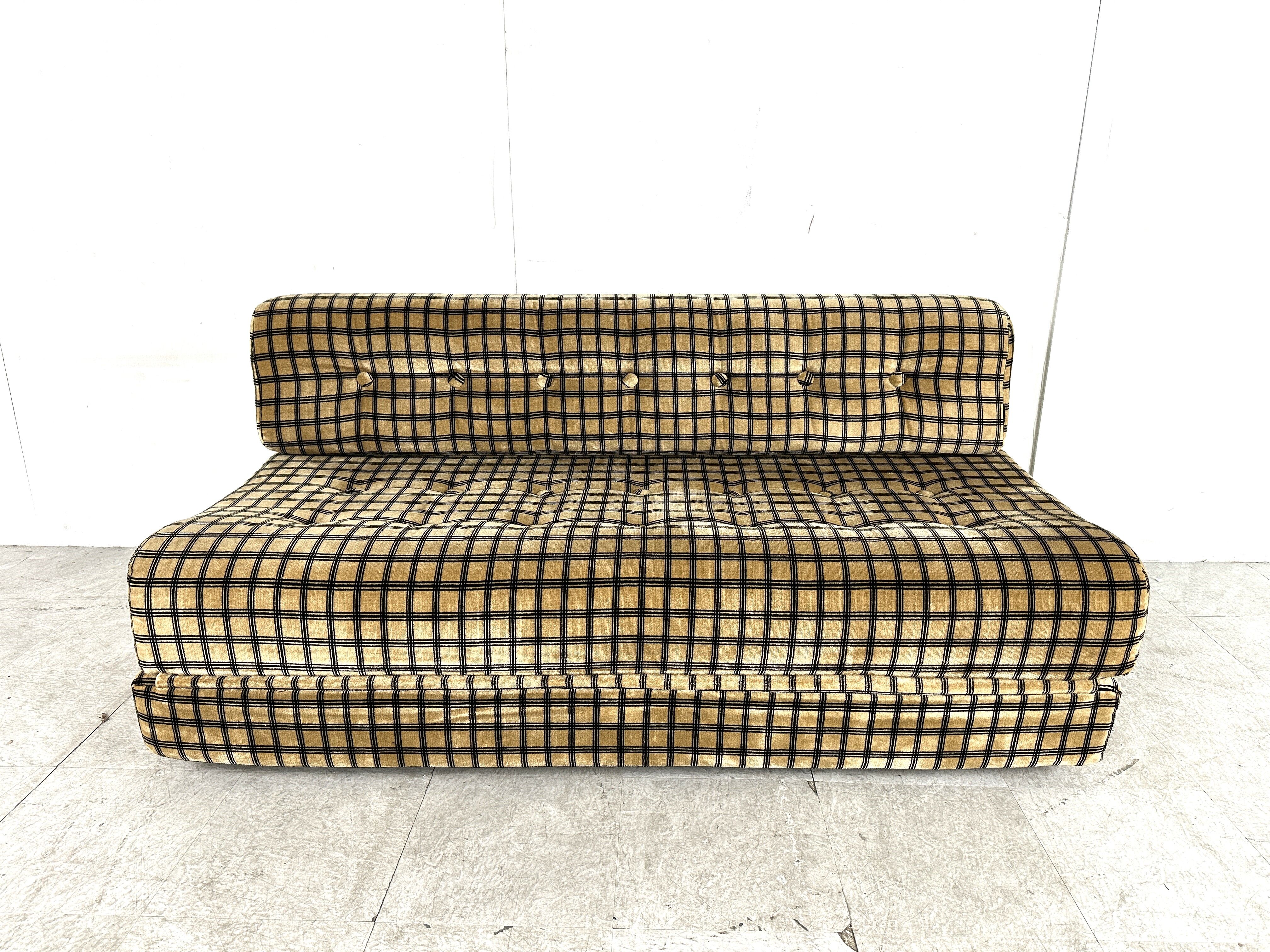 Vintage italian daybed, 1970s