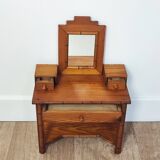 Pichepin doll dressing table