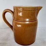 Sandstone pitcher