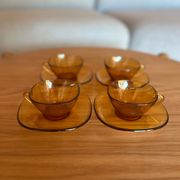 Service for 4 cups & saucers Vereco square with rounded corners amber glass 70s