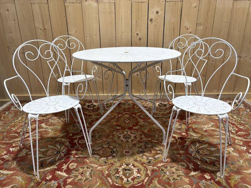 Salon de jardin en fer forgé