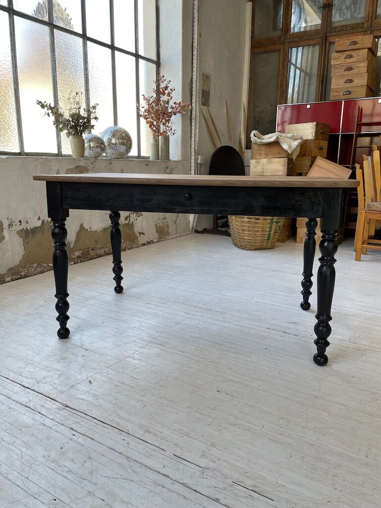 Farm bistro table in oak