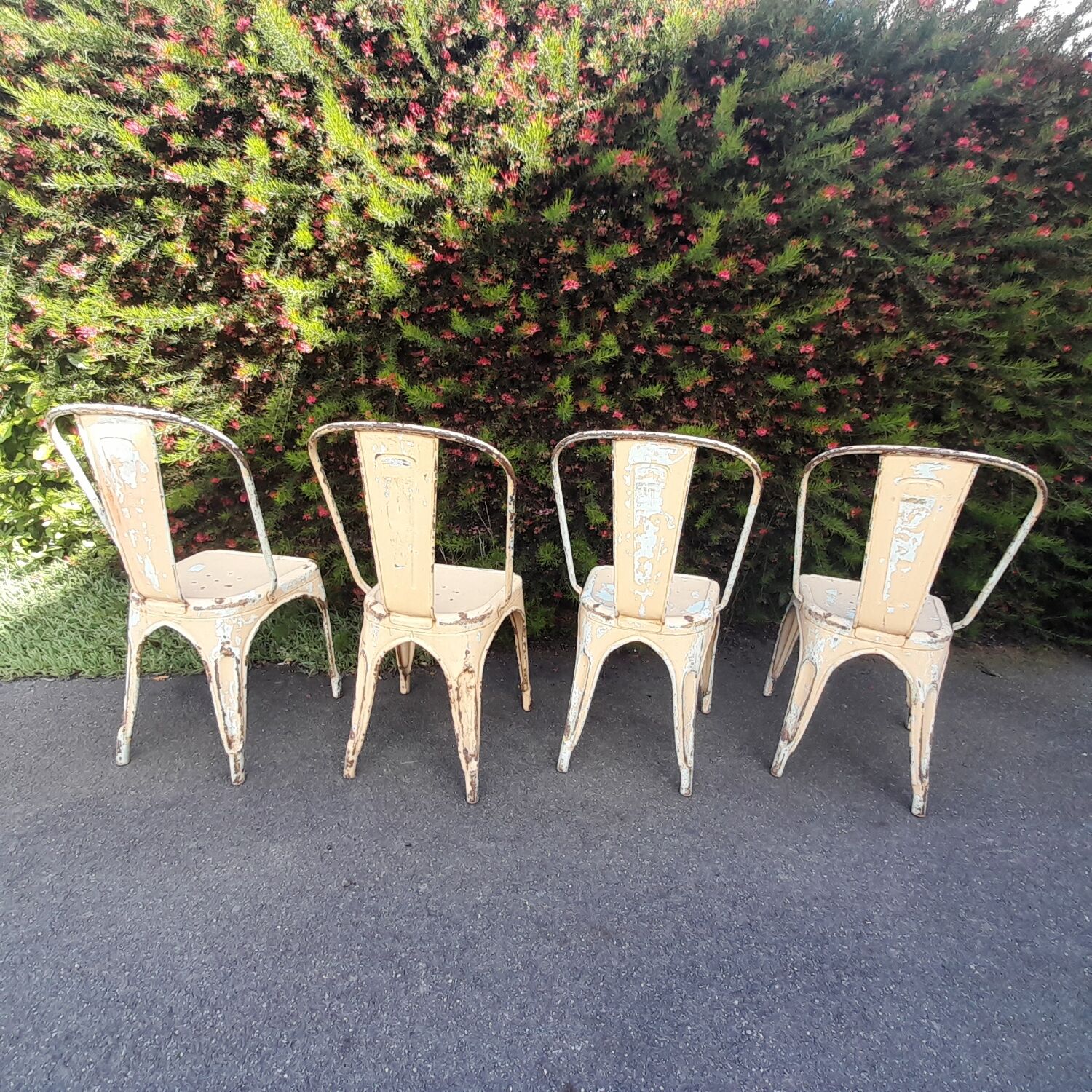 Lot 4 chairs A by Tolix