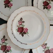 6 antique flat plates in porcelain