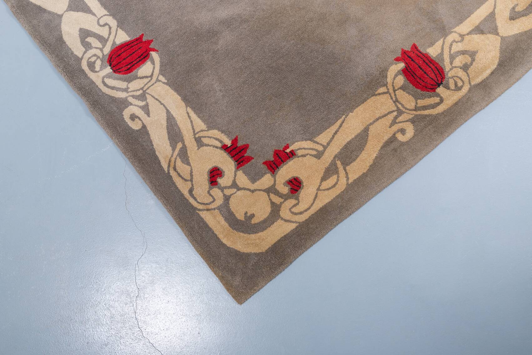 Vintage Limited Edition Italian rug 'Tulipano' from Voghi for Villa d'Este