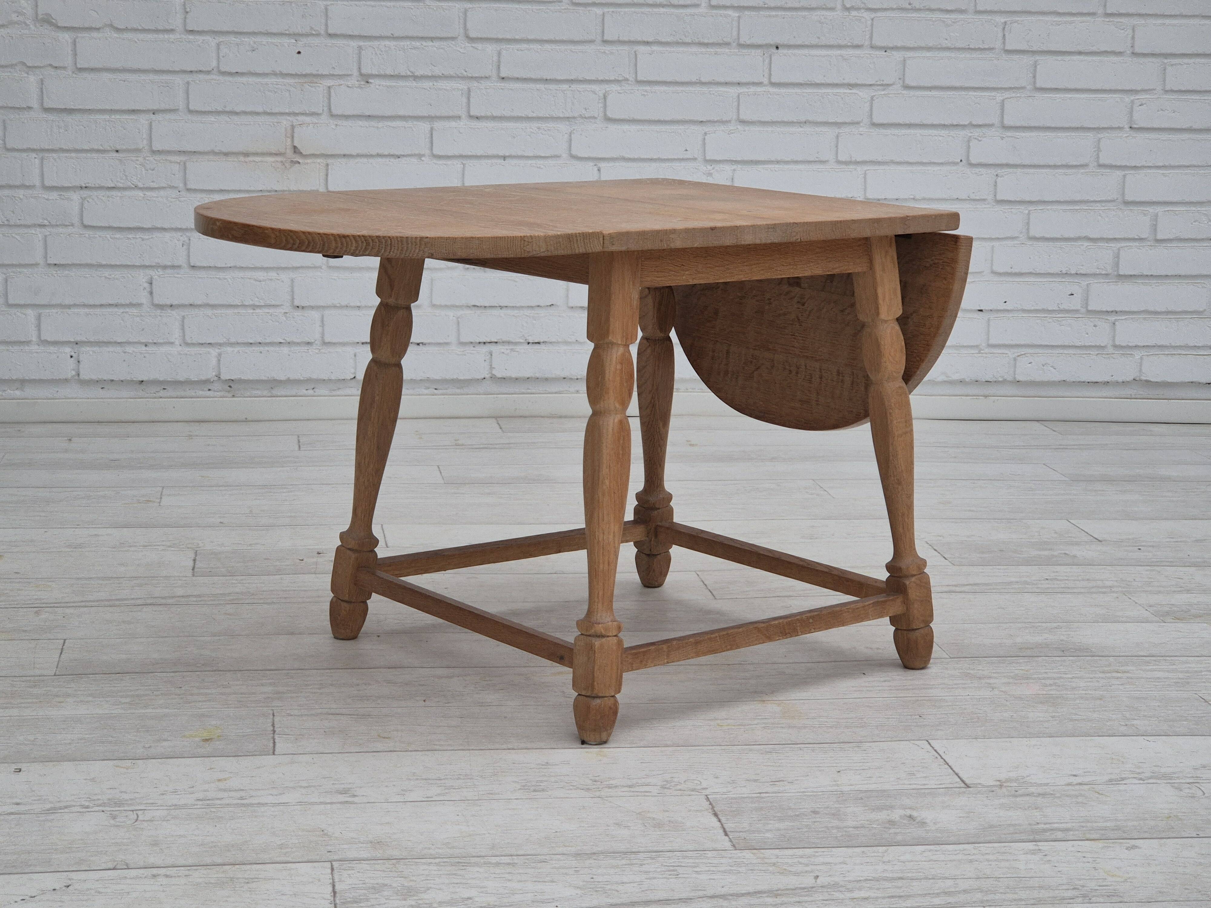 1970s, Danish foldable side table, solid oak wood, original condition.