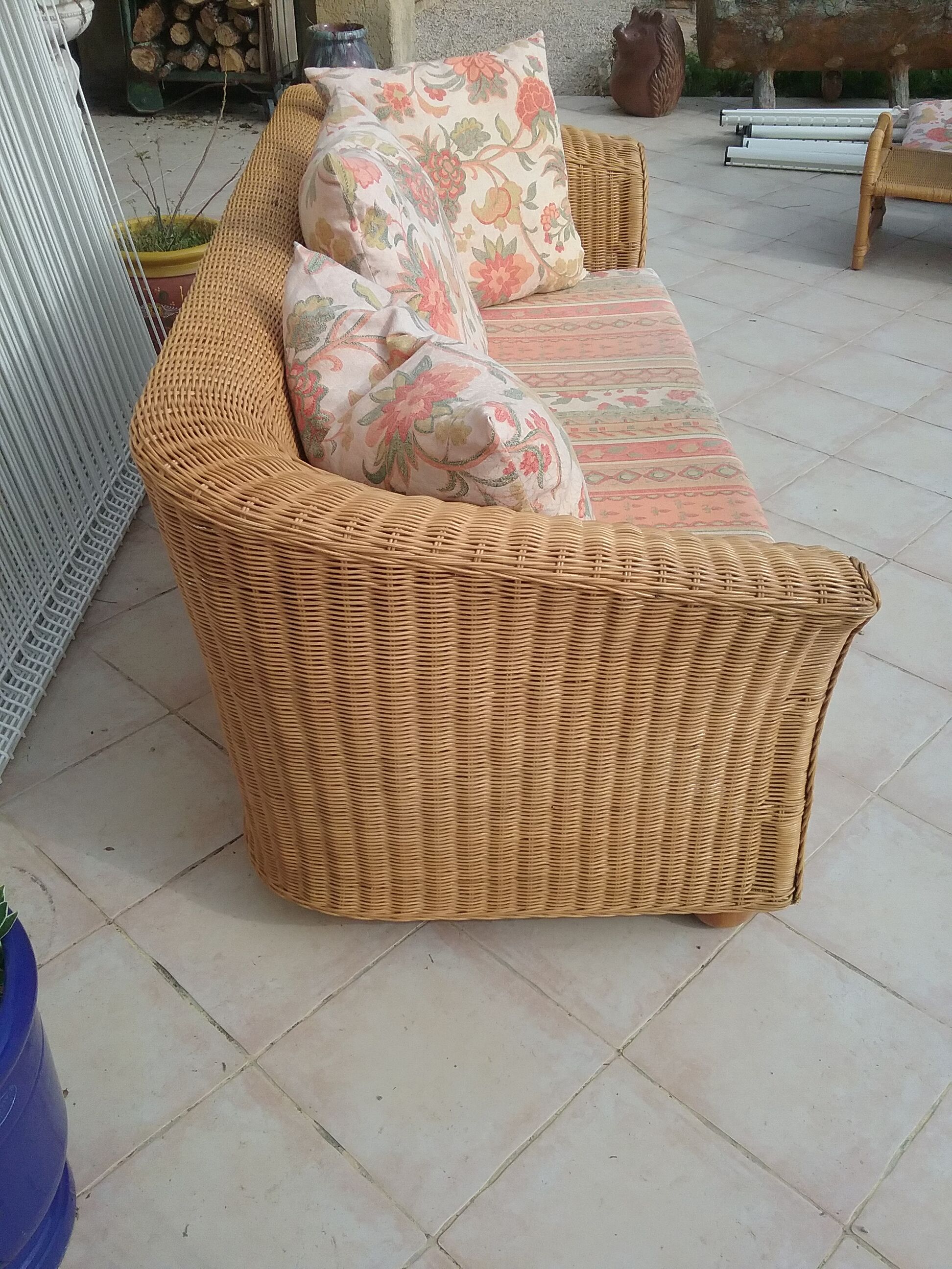 Rattan bench