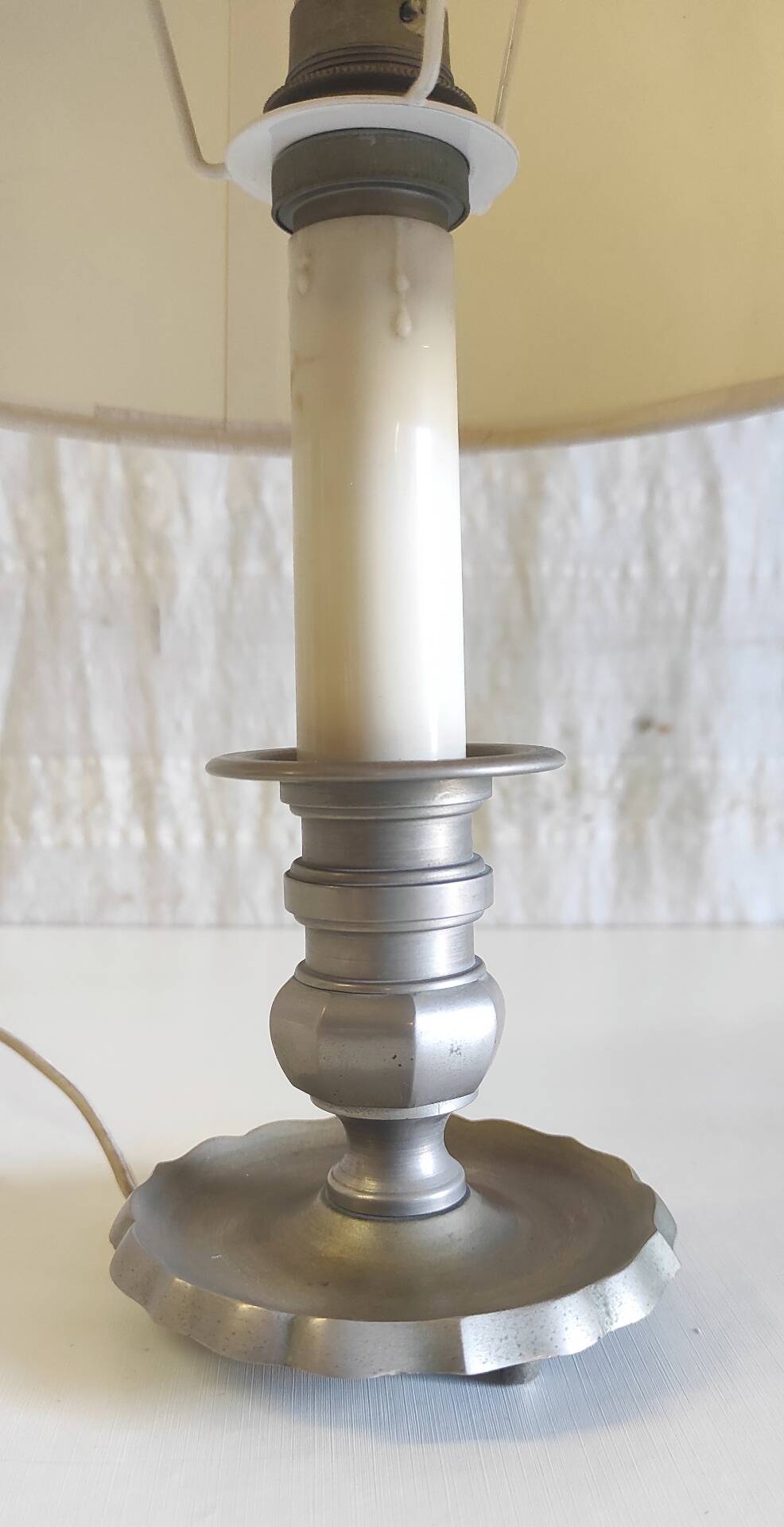 Table lamp in tin, candlestick shape - mid 20th century.