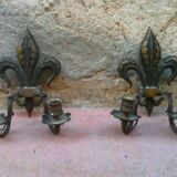 "Fleurs-de-lis" wall lamps