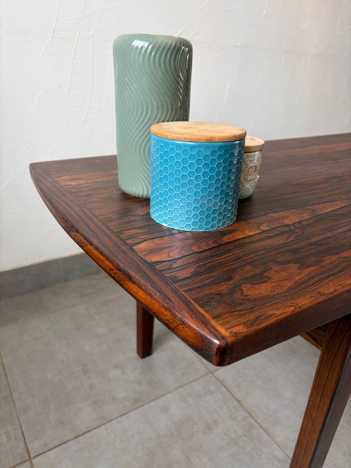 Vintage Scandinavian coffee table in rosewood.