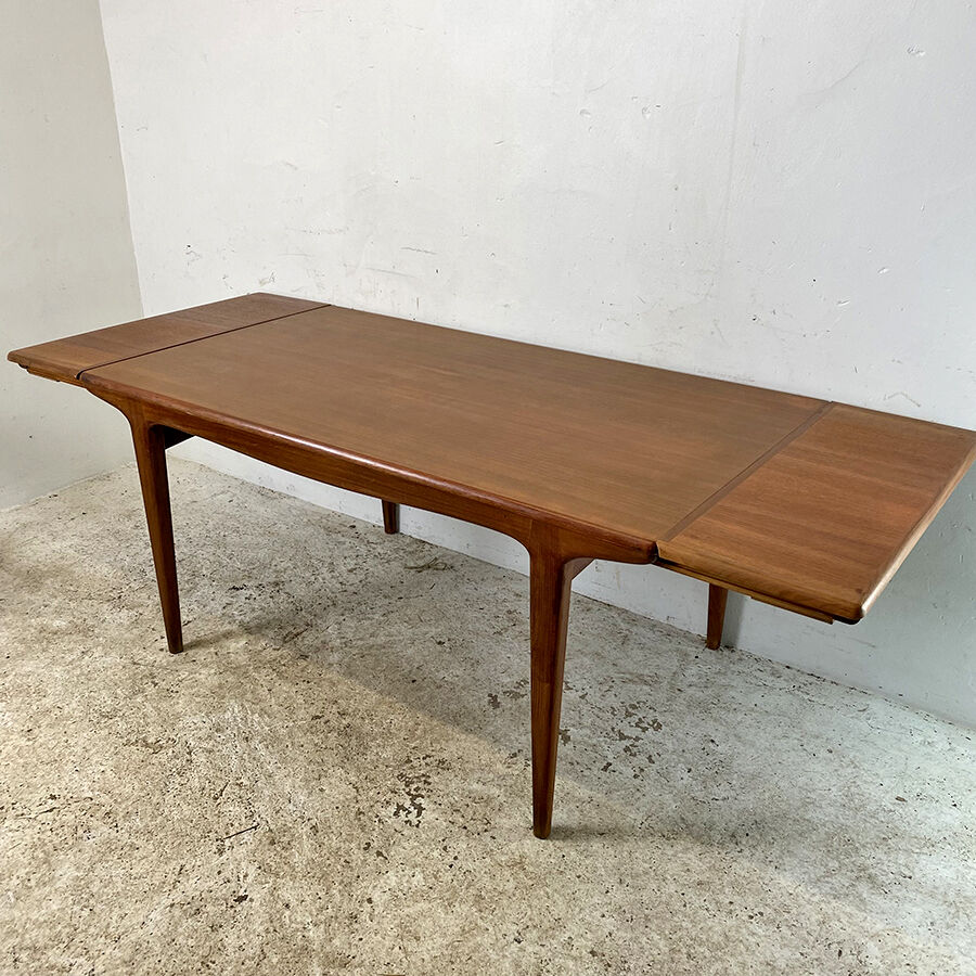 Scandinavian dining table extendable vintage 60's