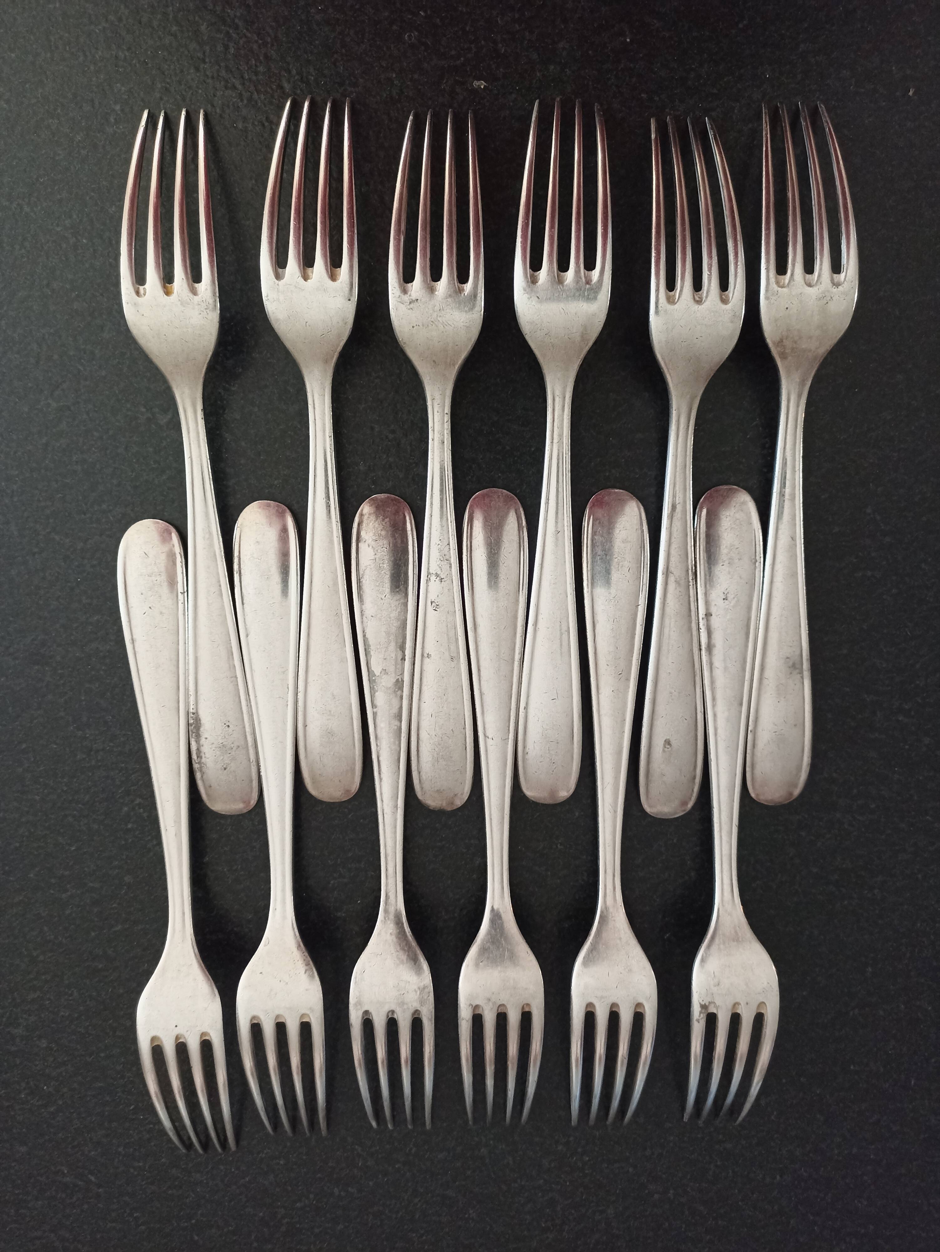 Set of 12 Christofle forks in silver metal