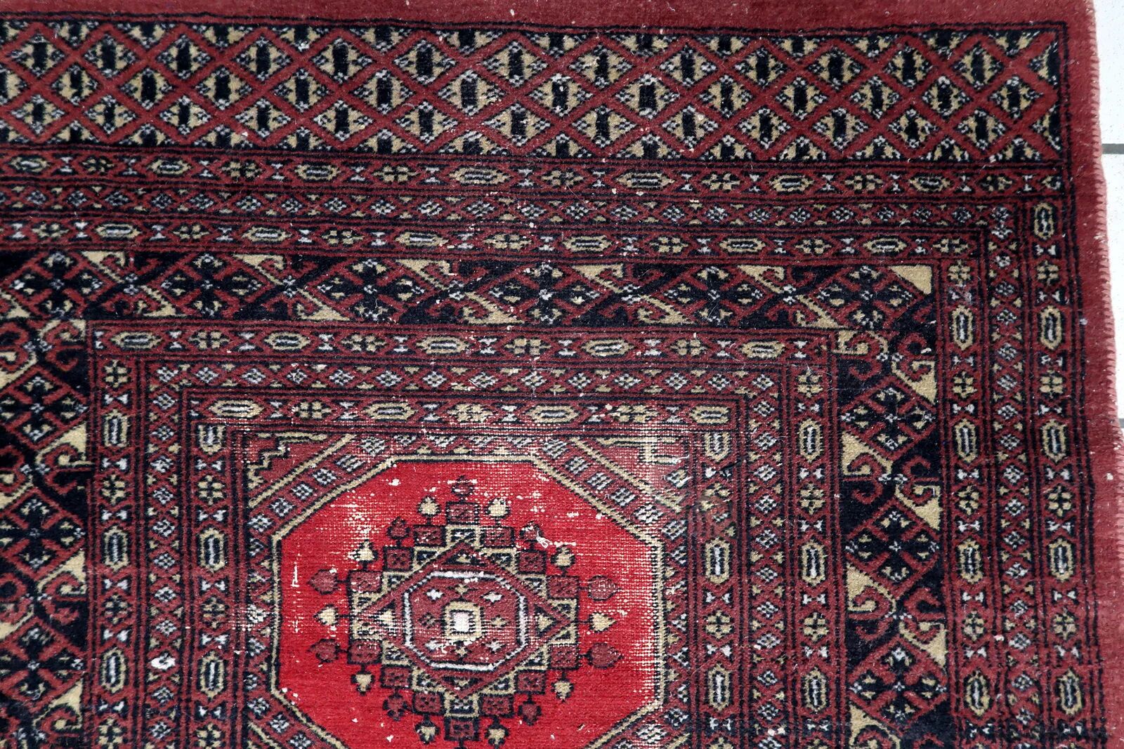 Antique Uzbek Bukhara handmade rug 92 cm x 162 cm 1930s - 1C1234